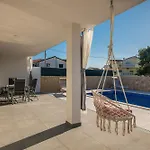 Aurora Island Krk Malinska Apartmán *