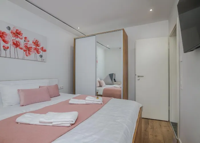 Aurora Island Krk Malinska Apartment